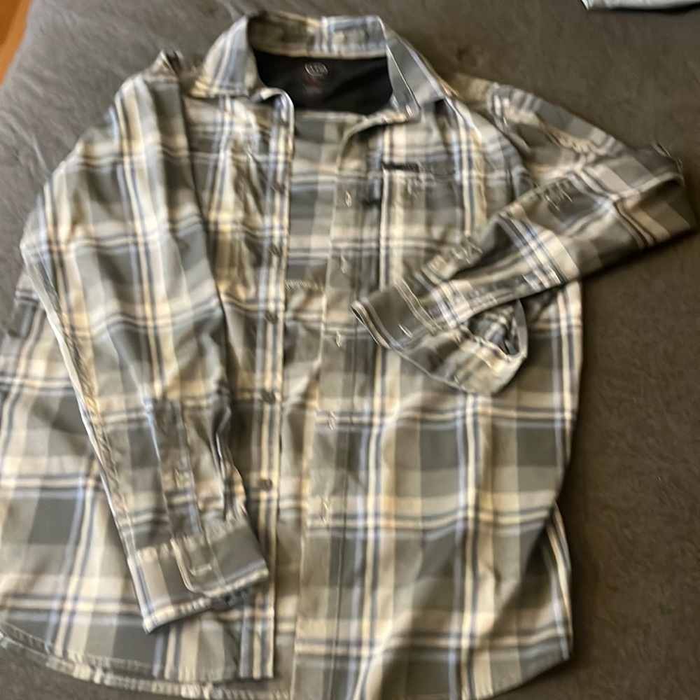 Mens long sleeve fishing shirt. Super breathable